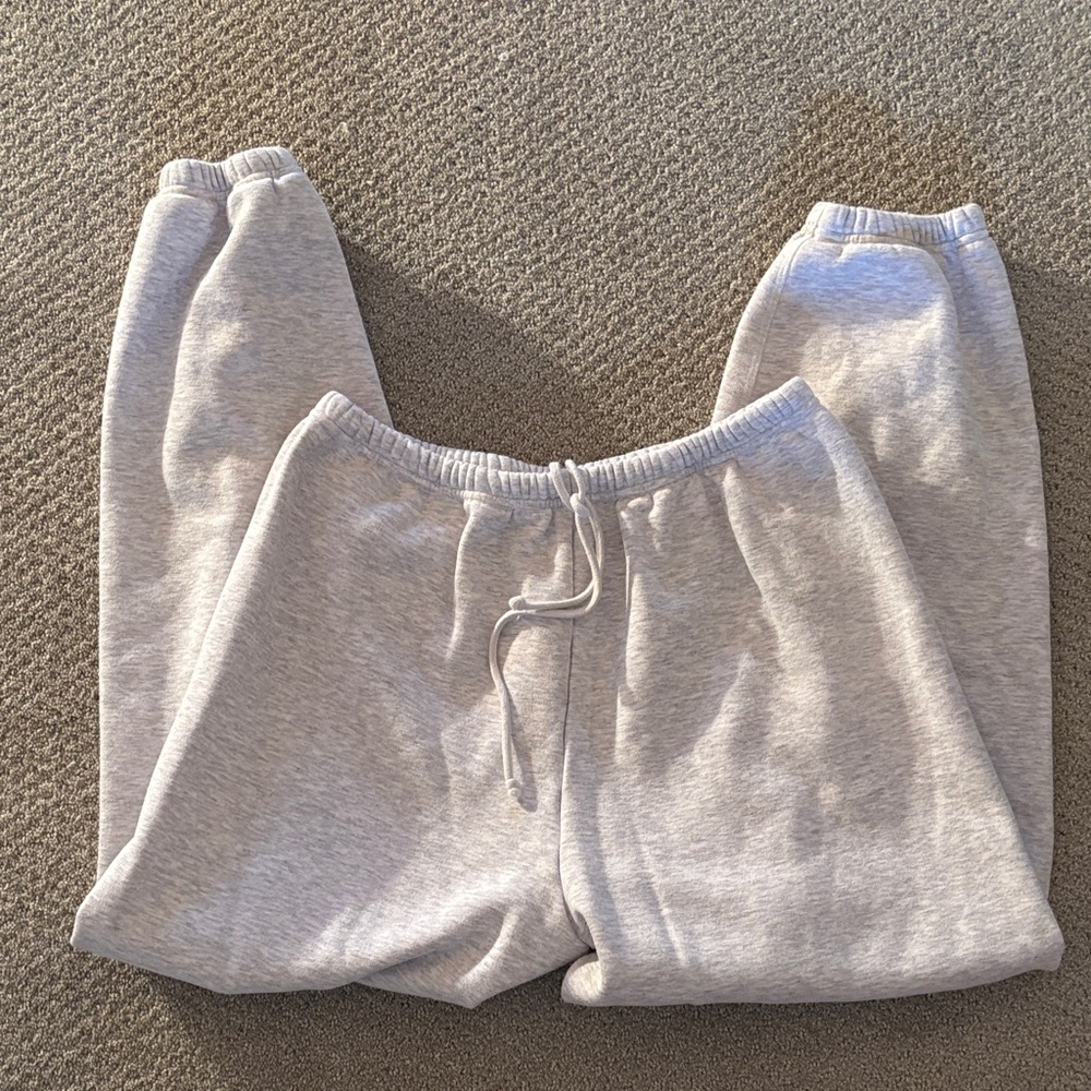SKIMS Light Gray Sweatpants